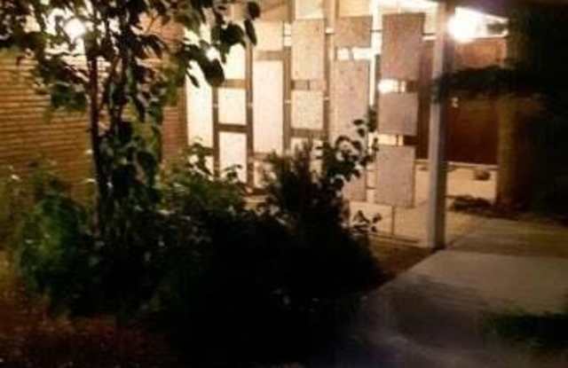 Photo of 2011 Turrentine Drive