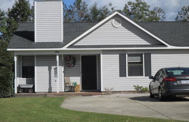 1805 Countrywood Boulevard - 1805 Countrywood Boulevard, Onslow County, NC 28540