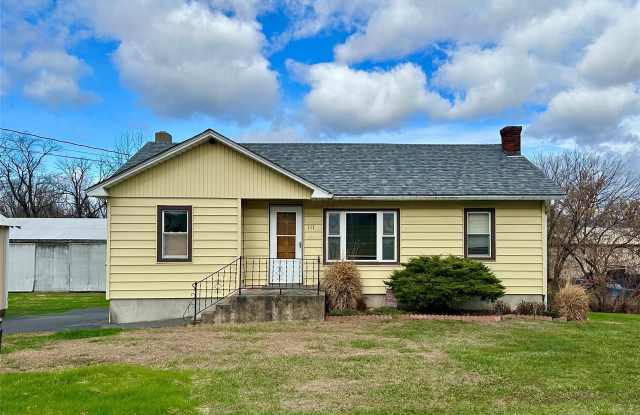 Photo of 111 Round Hill Road