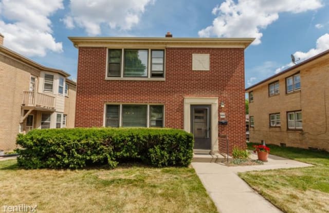 2726 N Wauwatosa Ave, - 2726 North Wauwatosa Avenue, Wauwatosa, WI 53210