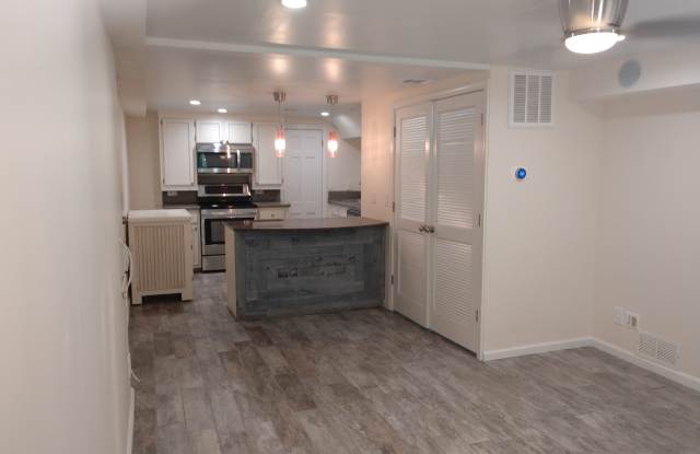 1882 Bruce Road Northeast