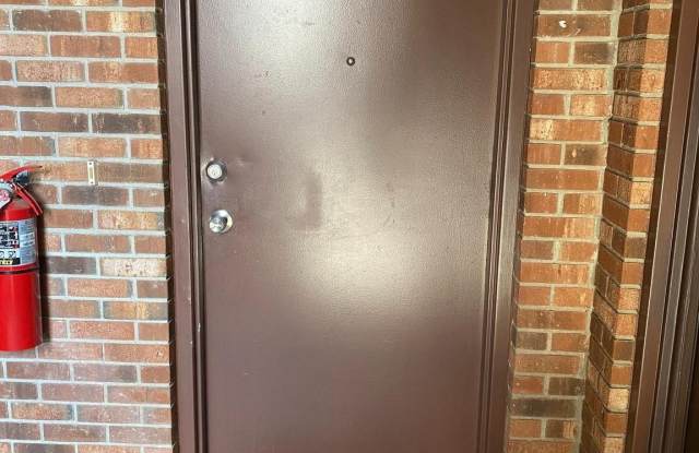 200 CHESTERFIELD Lane unit: 203