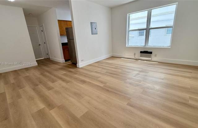 Photo of 7334 Harding Ave