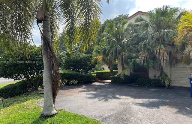 11339 SW 74th Ter