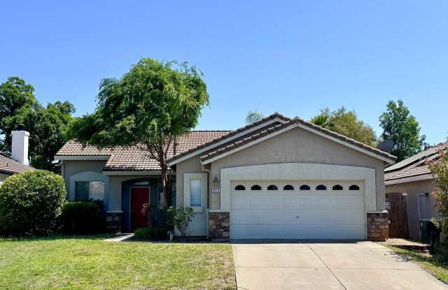 BEAUTIFUL Rocklin Single Story 3 Bedroom plus Office! PLEASE READ ENTIRE LISTING FOR SHOWINGS!!! photos photos