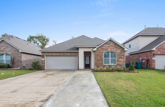 Photo of 2432 Fenimore Loop