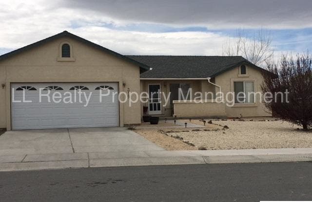 319 Bens Way - 319 Ben's Way, Fernley, NV 89408