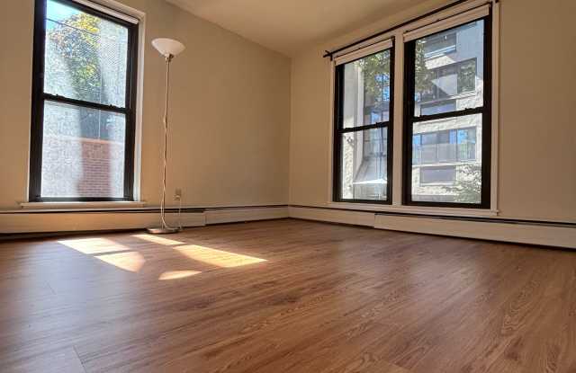 Photo of 10 Juniper Street