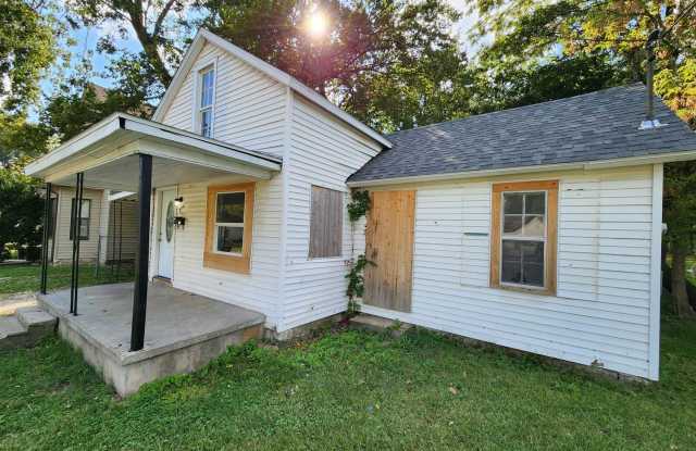 1709 N Sherman - 1709 North Sherman Avenue, Springfield, MO 65803