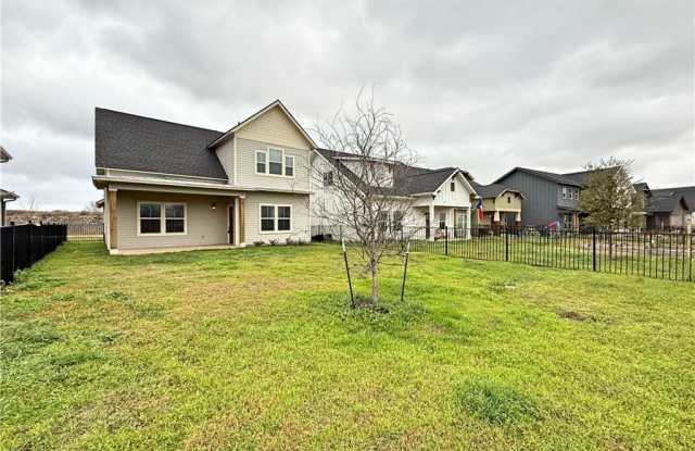 424 Stagecoach Trail