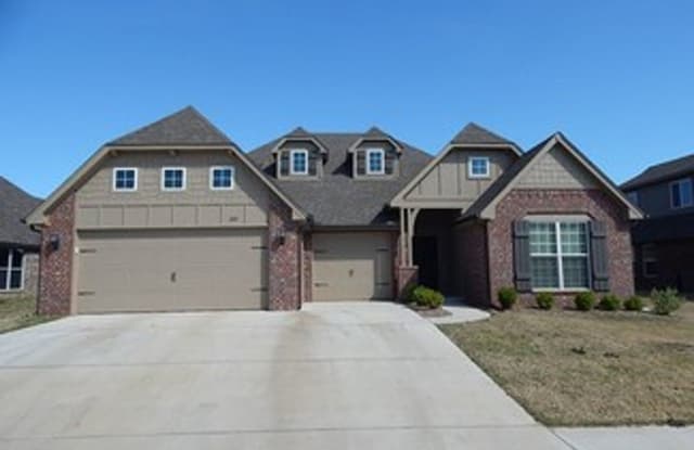 2015 E. 132nd Pl. S. - 2015 E 132nd Pl S, Jenks, OK 74008