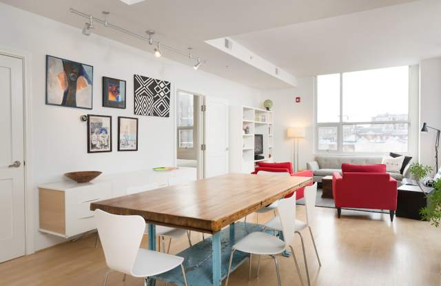 Luxury U St Condo | 2 Bed + Den | 2 Bath | 1,350 Sf | Large Balcony | 1 Garage Parking Space