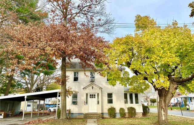 100 Lake Avenue