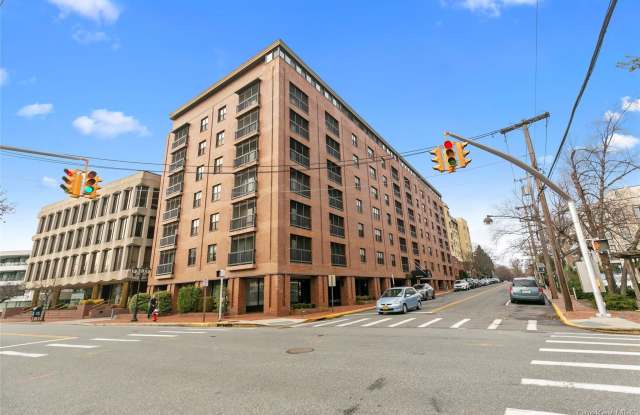 Photo of 12 BOND Street unit: 4-C