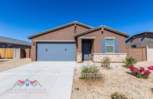 2520 E San Esteban Dr