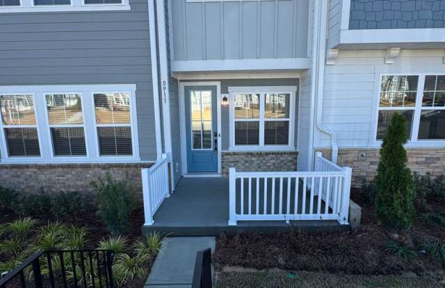 Beautiful, New Construction, 3BR/2.5BA Townhouse in Harrisburg