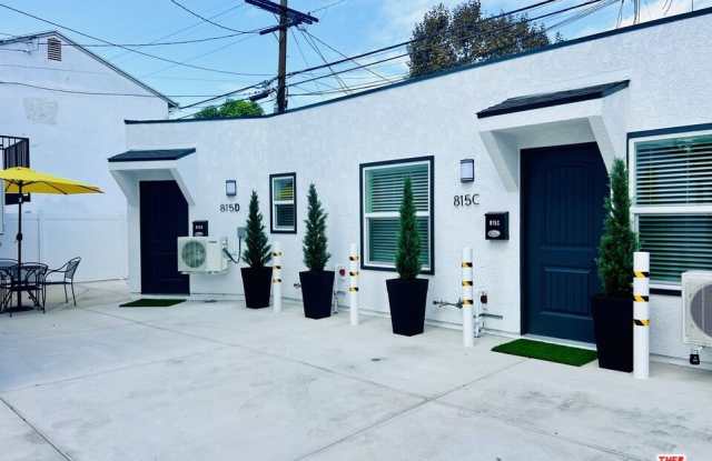 815 W Glenoaks Blvd unit: D