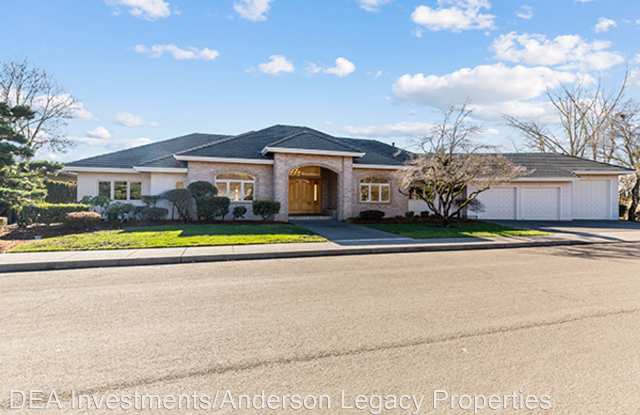 14915 SE Rivershore Dr
