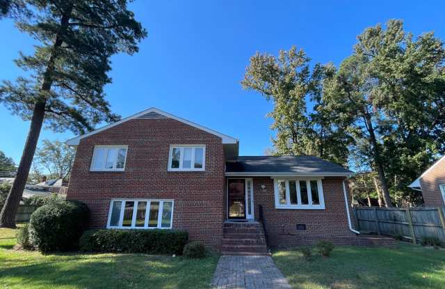 Photo of Split Level Home near Willow Lawn