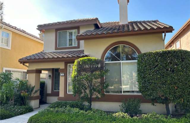 737 Paseo Westpark