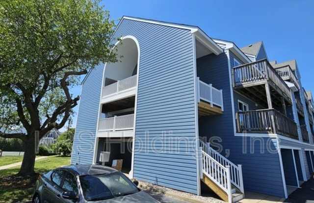 9535 Bay Front Drive Unit 204