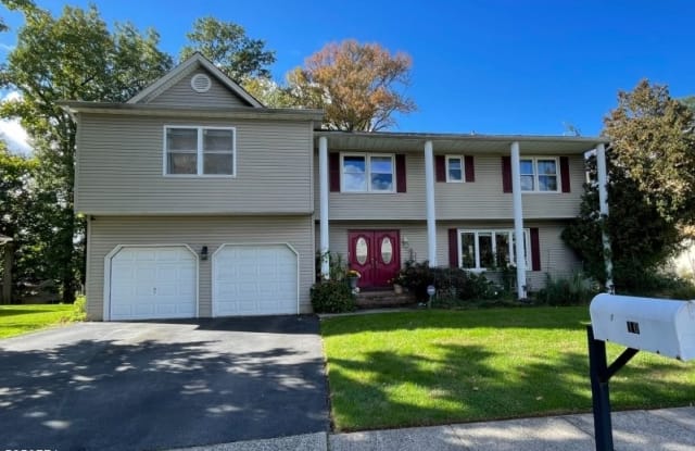 10 Sinclair Rd - 10 Sinclair Road, Middlesex County, NJ 08820