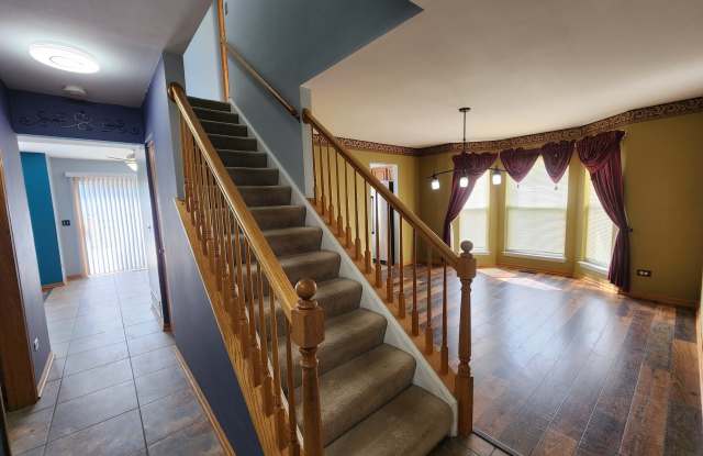 5512 Stonybrook Drive