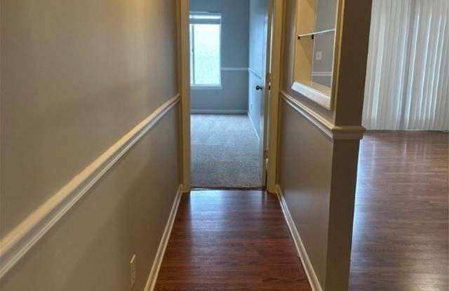 3385 Galleria Drive unit: 12