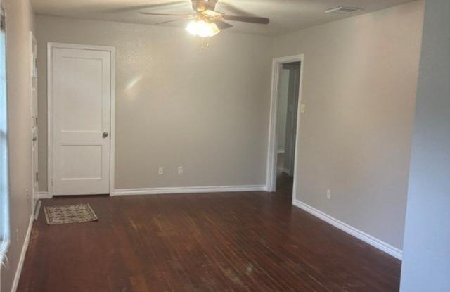 2905 Wildwood Street