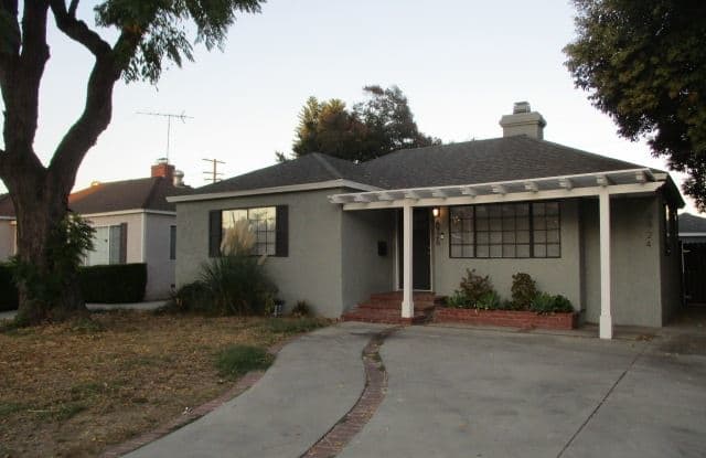 6926 Etiwanda Ave - 6926 Etiwanda Avenue, Los Angeles, CA 91335