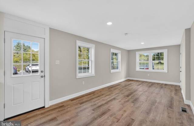 2105 2ND STREET PIKE