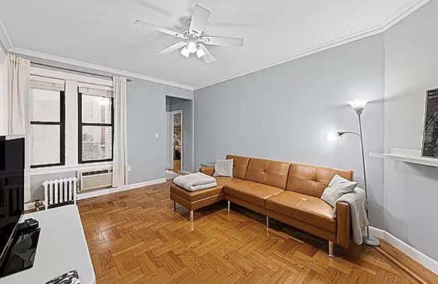 230 E 71st St Apt 2A