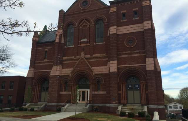 Photo of 169 Moore St U14