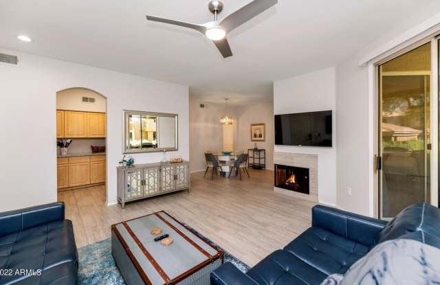 Photo of 1411 E ORANGEWOOD Avenue unit: 107