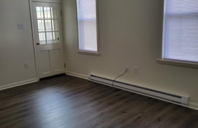 Photo of 431 Market Street - B