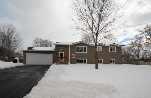 15617 Bryant Ave S - 15617 Bryant Avenue South, Burnsville, MN 55306