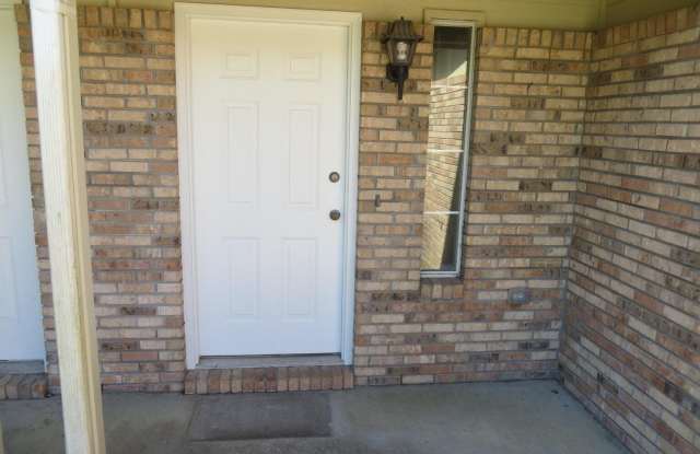 Photo of 1842 Whispering Oaks Lane