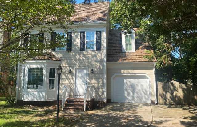 104 Rainmist Cir