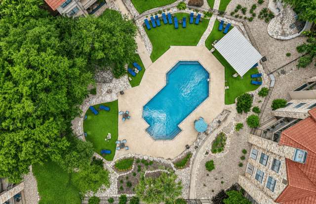 Waters Edge Apartment Homes