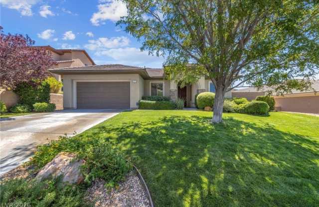 53 STONEMARK Drive