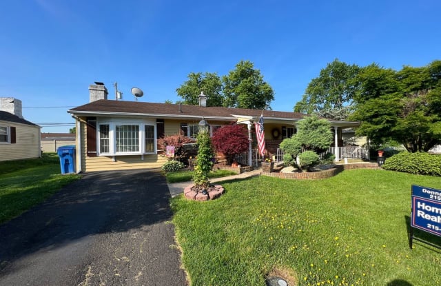 24 Indian Park Rd - 24 Indian Park Road, Levittown, PA 19057