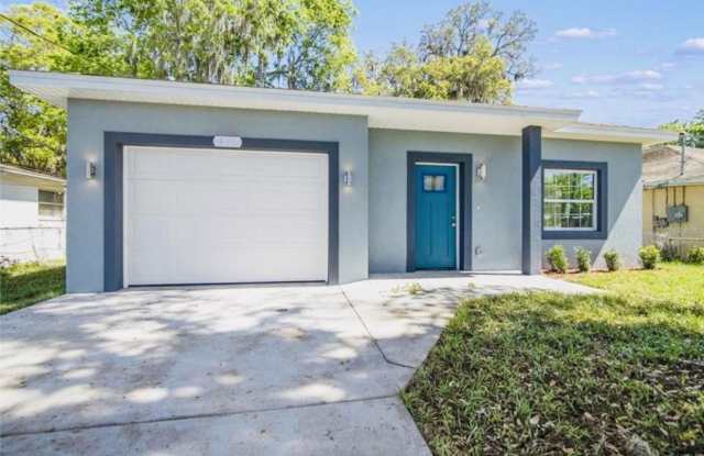 617 HOLMES Avenue
