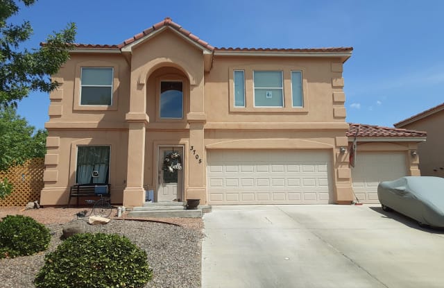 3705 Piedras Negras Drive - 3705 Piedras Negras Drive, Las Cruces, NM 88012