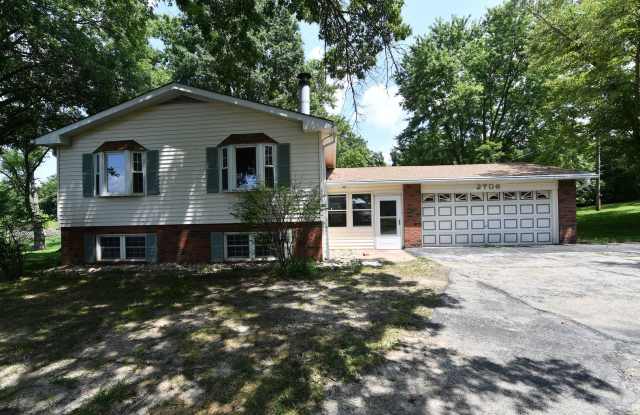 2706 CHRISTY AVE | GROVER 63040