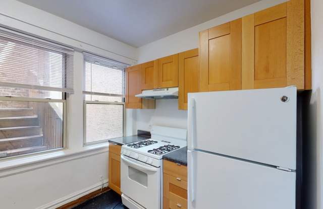 5429 S. Woodlawn Avenue