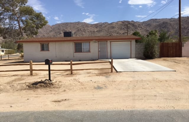 72649 Sullivan Road - 72649 Sullivan Road, Twentynine Palms, CA 92277