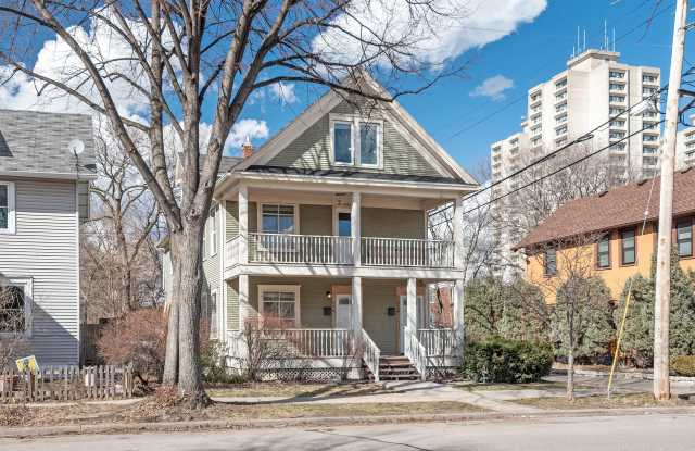 214 West 32nd Street