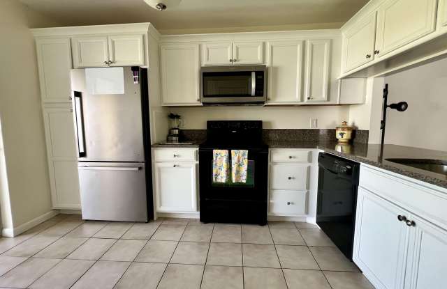 5828 Honeybell Court