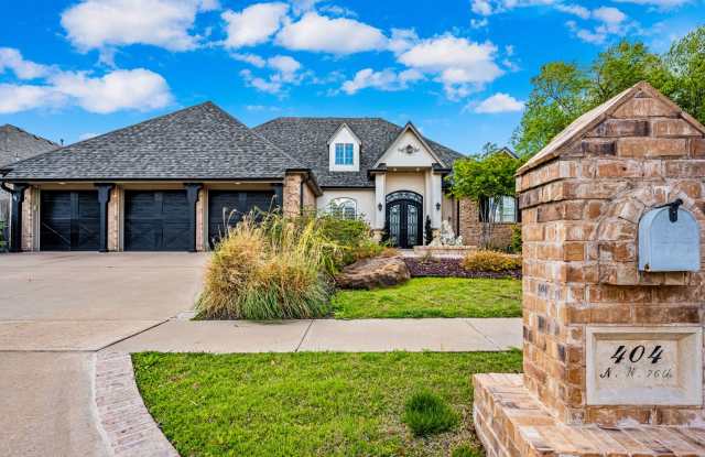 404 NW 76th- Hot new listing!