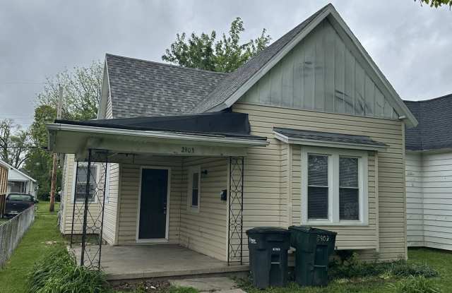 2903 South Elm Street
